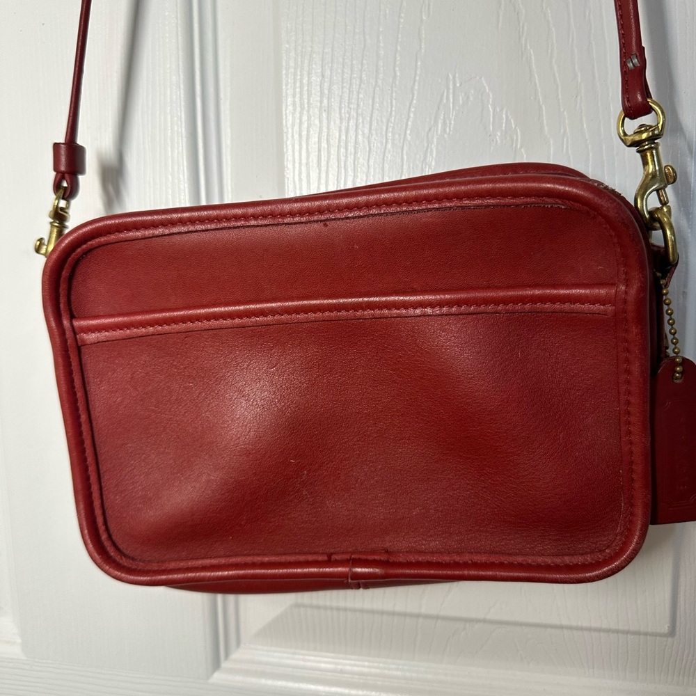 Vintage Coach Carnival Red Leather Crossbody Bag - Picture 3 of 7